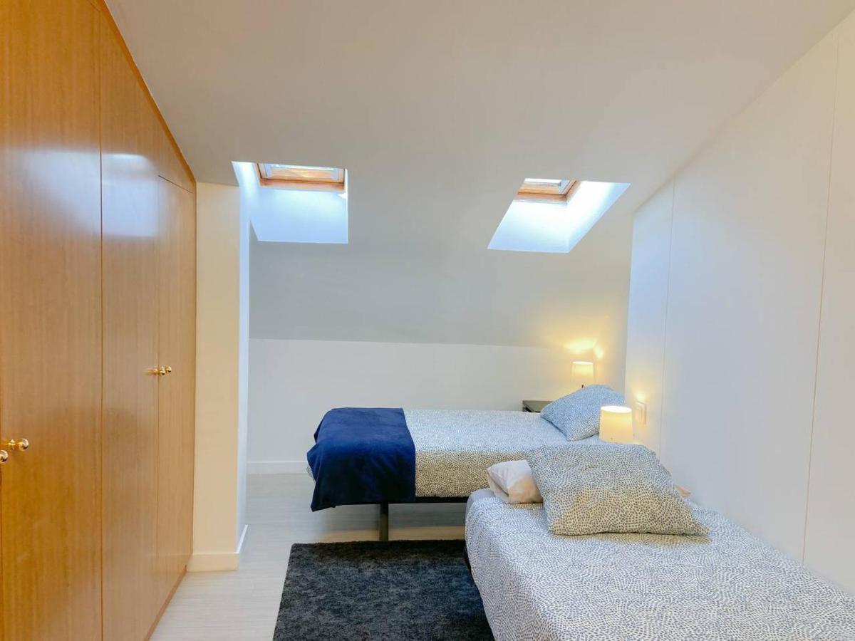 Apartament Elegante Atico - Free Parking Wifi Smarttv - Con Altillo Y 2 Banos Completos! L By Bonesvacances *