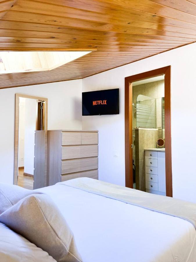 Elegante Atico - Free Parking Wifi Smarttv - Con Altillo Y 2 Banos Completos! L By Bonesvacances Encamp