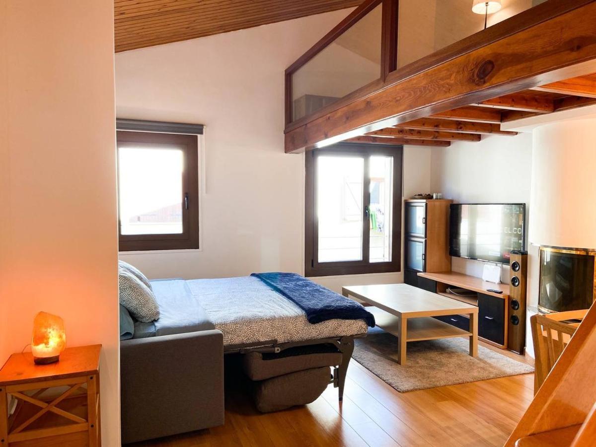 Elegante Atico - Free Parking Wifi Smarttv - Con Altillo Y 2 Banos Completos! L By Bonesvacances Encamp