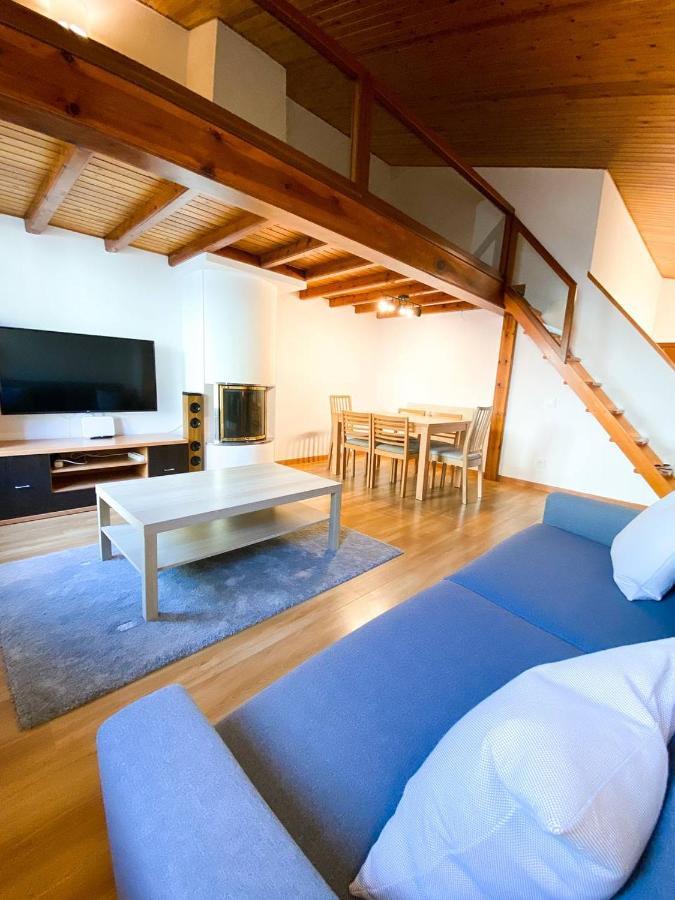 Elegante Atico - Free Parking Wifi Smarttv - Con Altillo Y 2 Banos Completos! L By Bonesvacances * Encamp